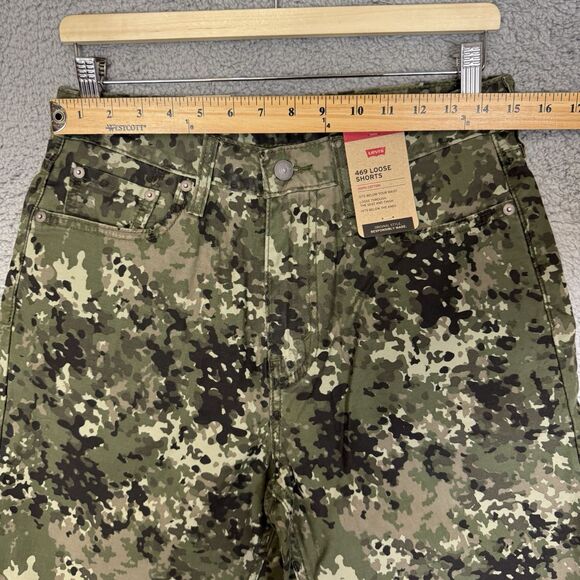Levis 469 Shorts Mens 29 Green Camo Cotton Flat Front Jorts Causal Skater NWT - Picture 3 of 8